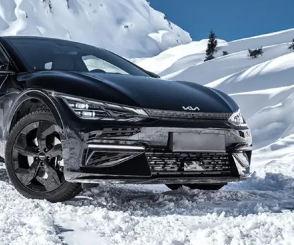 Kia EV6 sneeuw